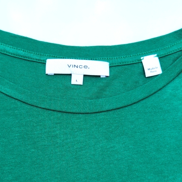 🍀Vince Essential Long Sleeve Crew Neck Tee in ☘️ Kelly Green- Womens size Large - Picture 1 of 3